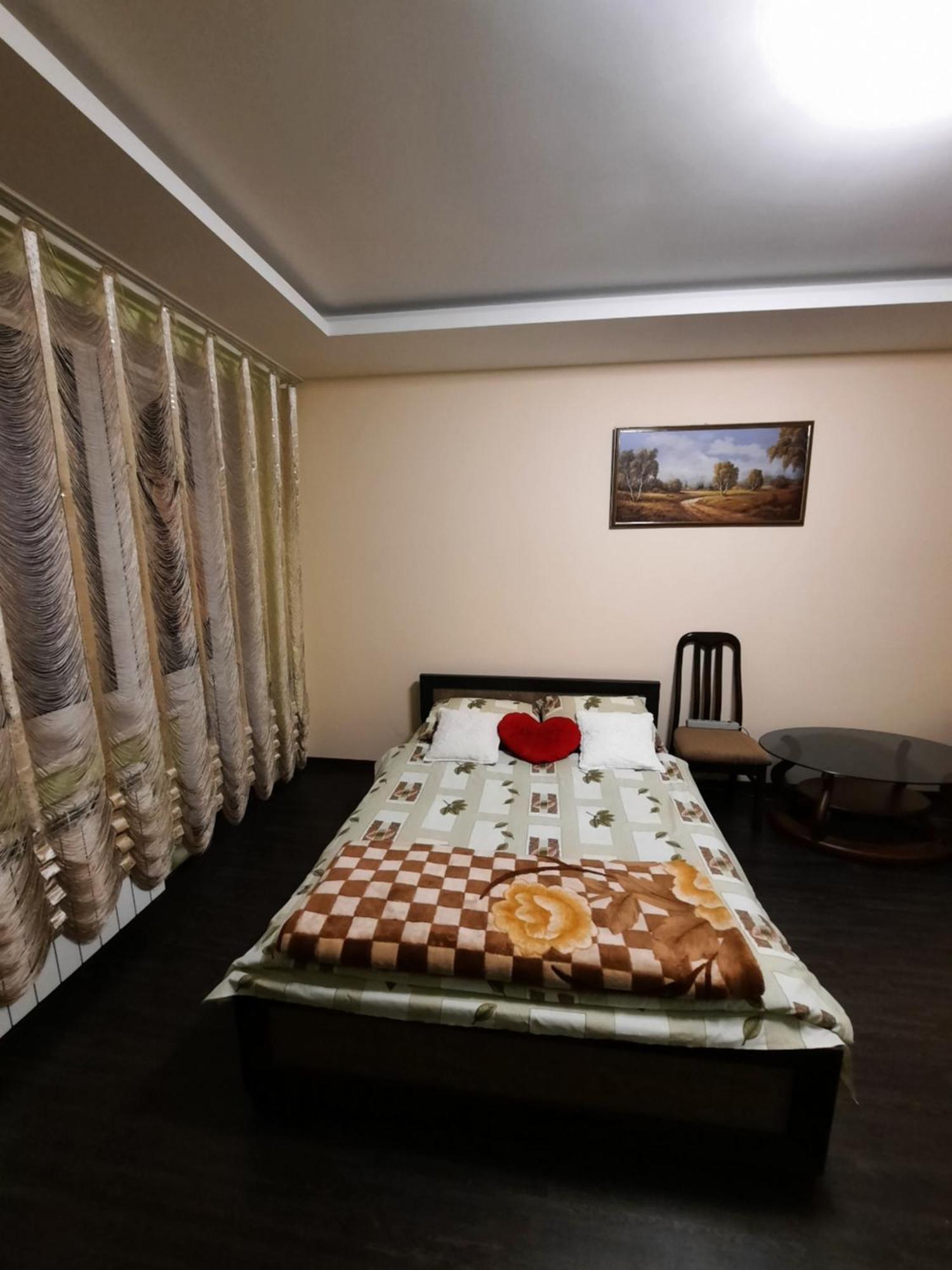 Шикарная 2К Квартира Центральный Парк Университет 70М Irpin Esterno foto